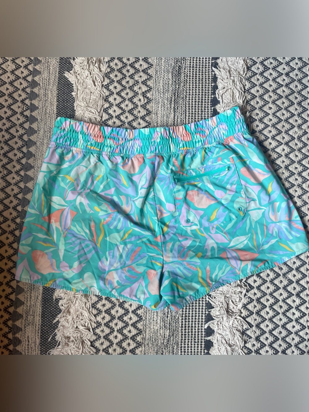 Eddie Bauer XL Tidal aquarium floral print shorts - Picture 2 of 6